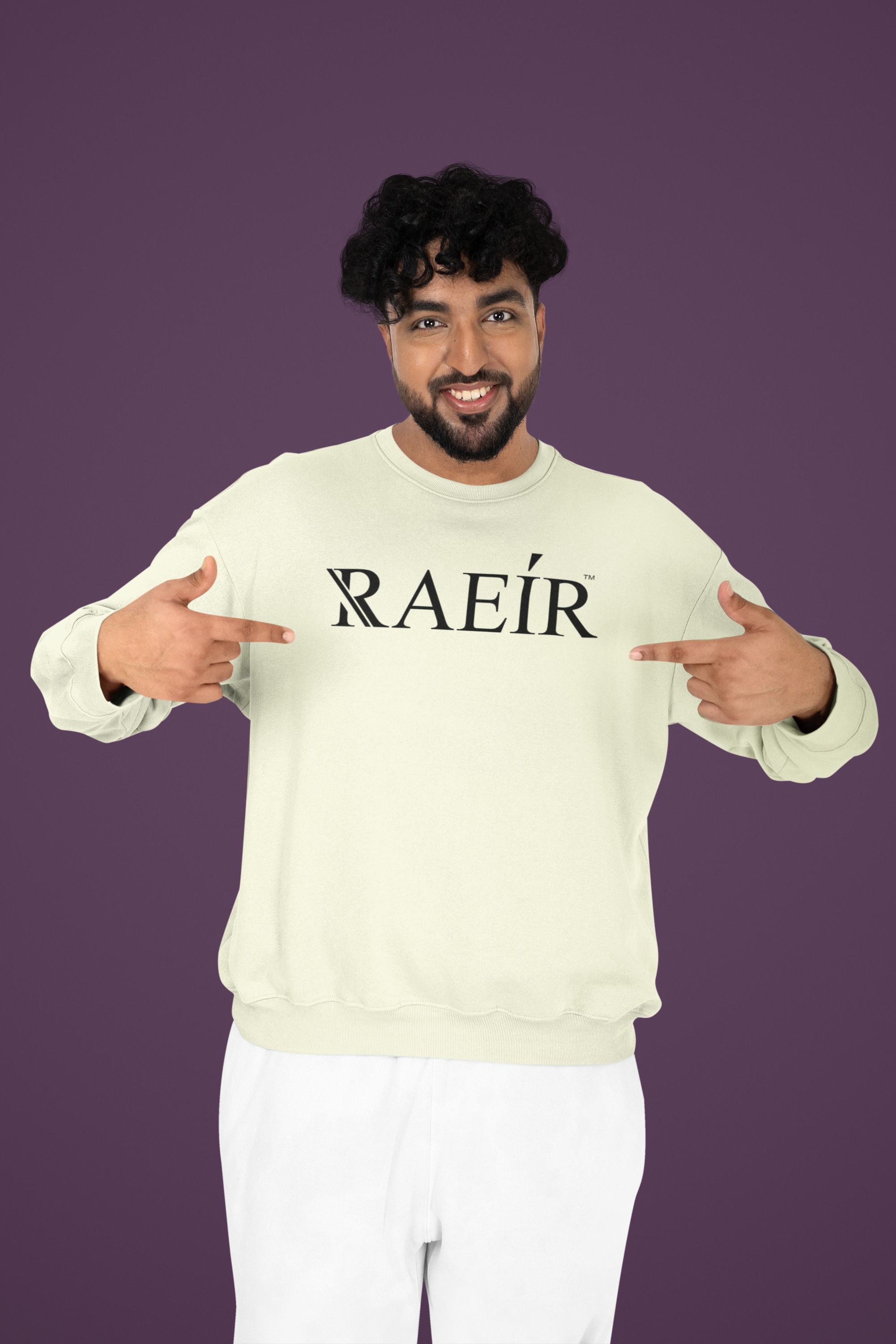 RAEÍR Men Crew Neck Sweatshirt