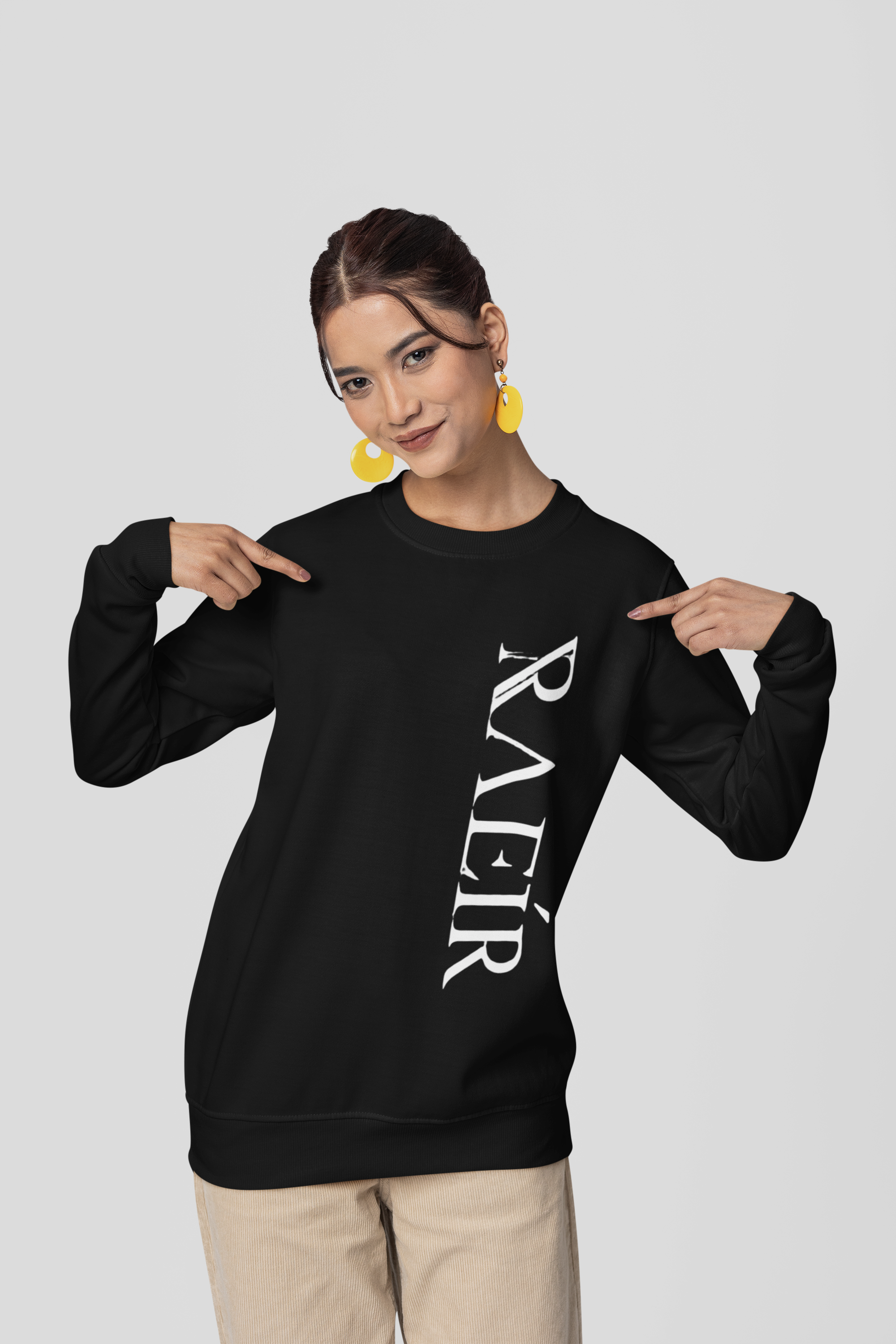 RAEÍR Women Crew Neck Sweatshirt